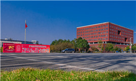 【领航先锋项目】研建筑学学硕党支部与研建筑学专硕第一党支部联合金罗社区开展“非遗剪纸传艺·低碳生活同行”主题党日活动